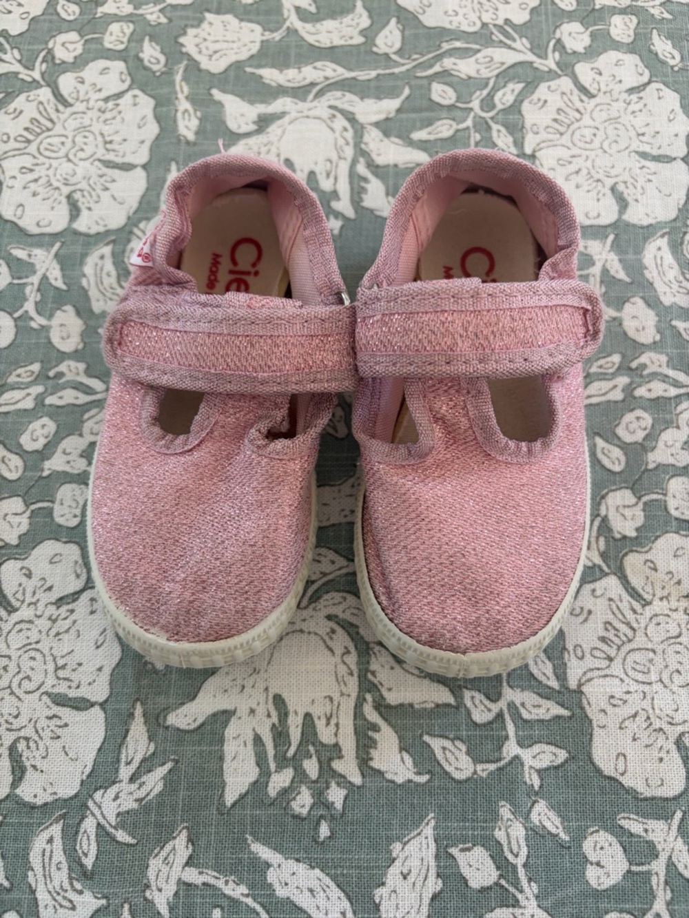 Cienta Pink sparkle Canvas Mary Jane Strap Shoes for Toddlers size 21